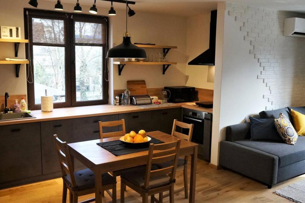 Centrally Located , Brand New, Cozy Apartment With Parking Sofía Exterior foto